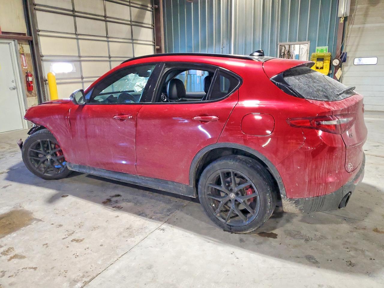 2019 Alfa Romeo Stelvio Ti - zdjęcie 2