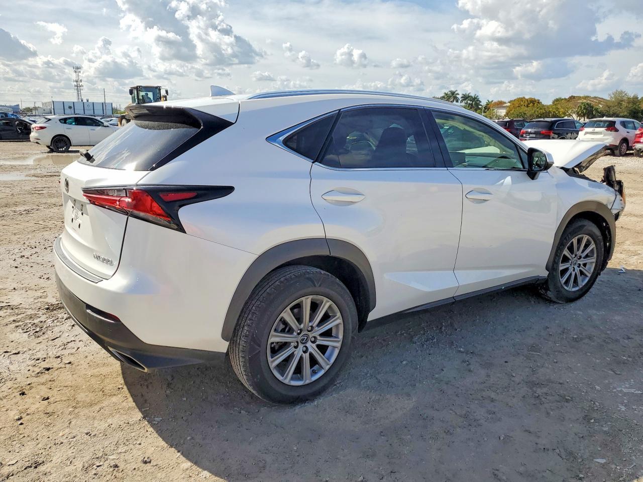 2020 Lexus Nx 300 Base - zdjęcie 3