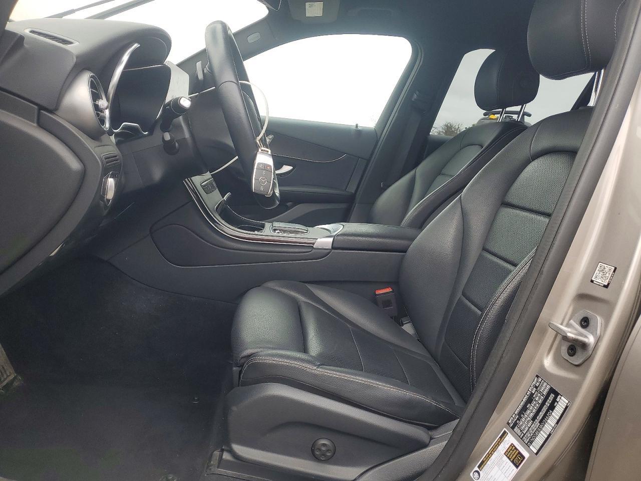 2022 Mercedes-Benz Glc 300 4Matic - zdjęcie 7