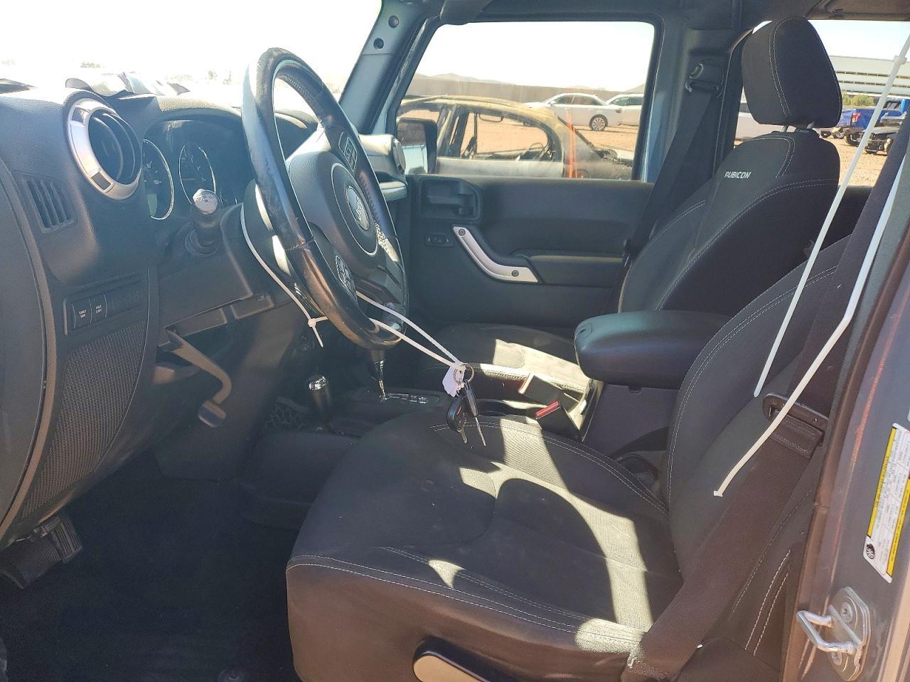 2015 Jeep Wrangler Unlimited Rubicon - zdjęcie 7