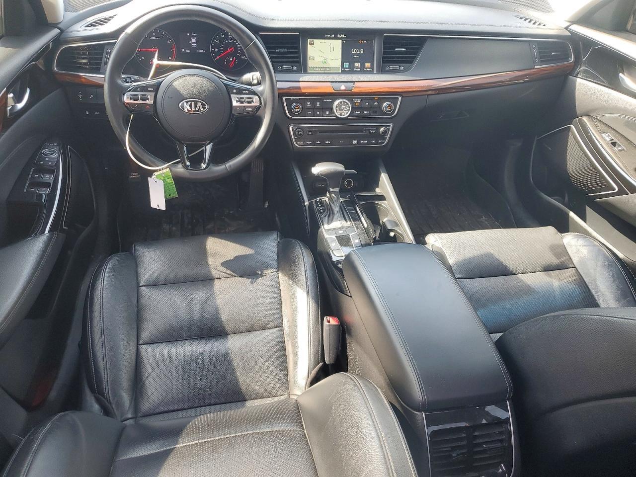 2018 Kia Cadenza Premium - zdjęcie 8