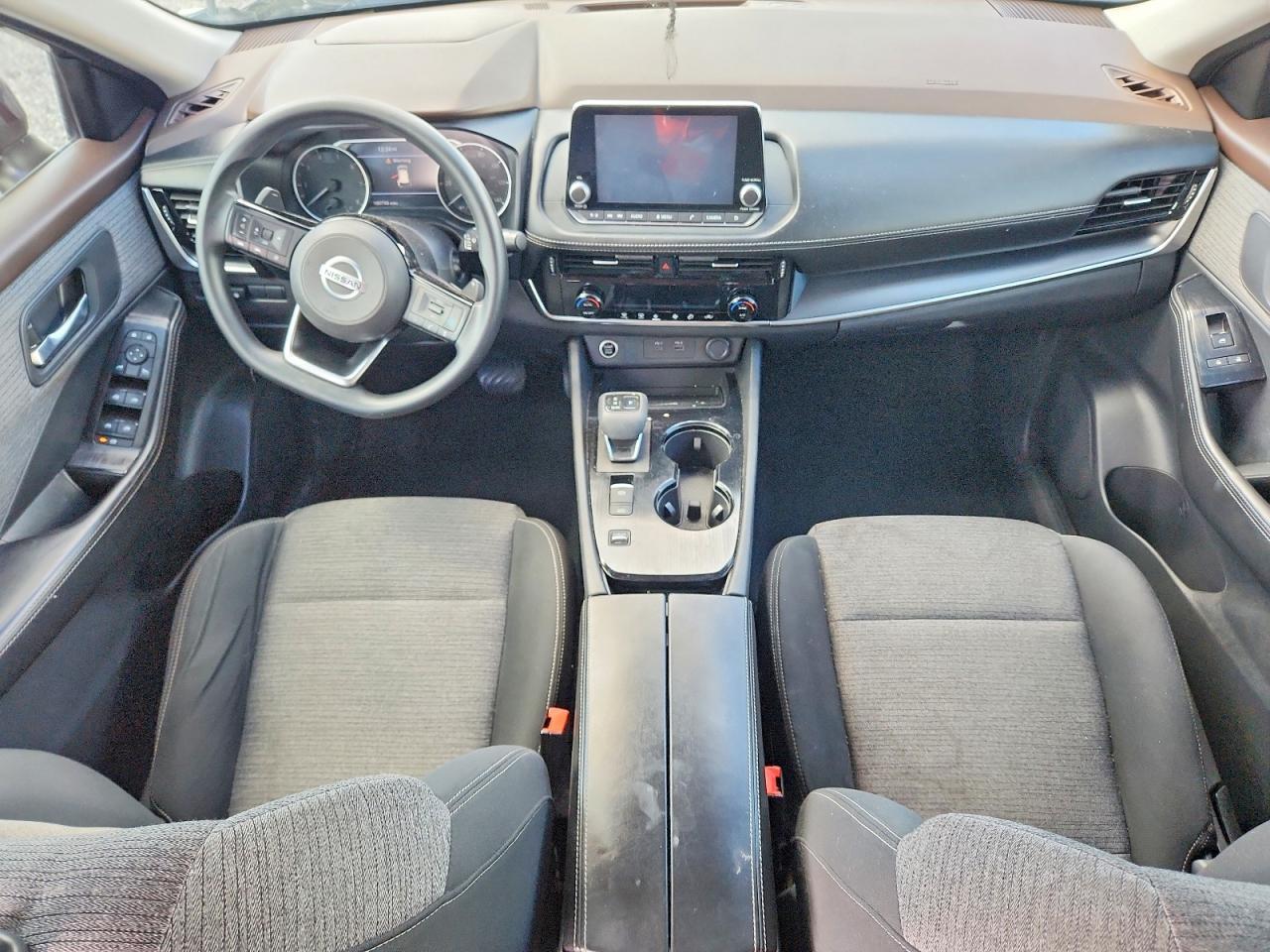 2021 Nissan Rogue Sv - zdjęcie 8