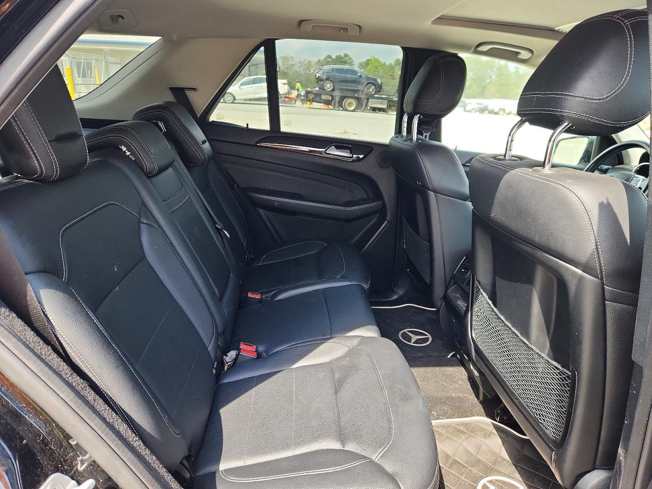 2015 Mercedes-Benz Ml 350 4Matic - zdjęcie 10