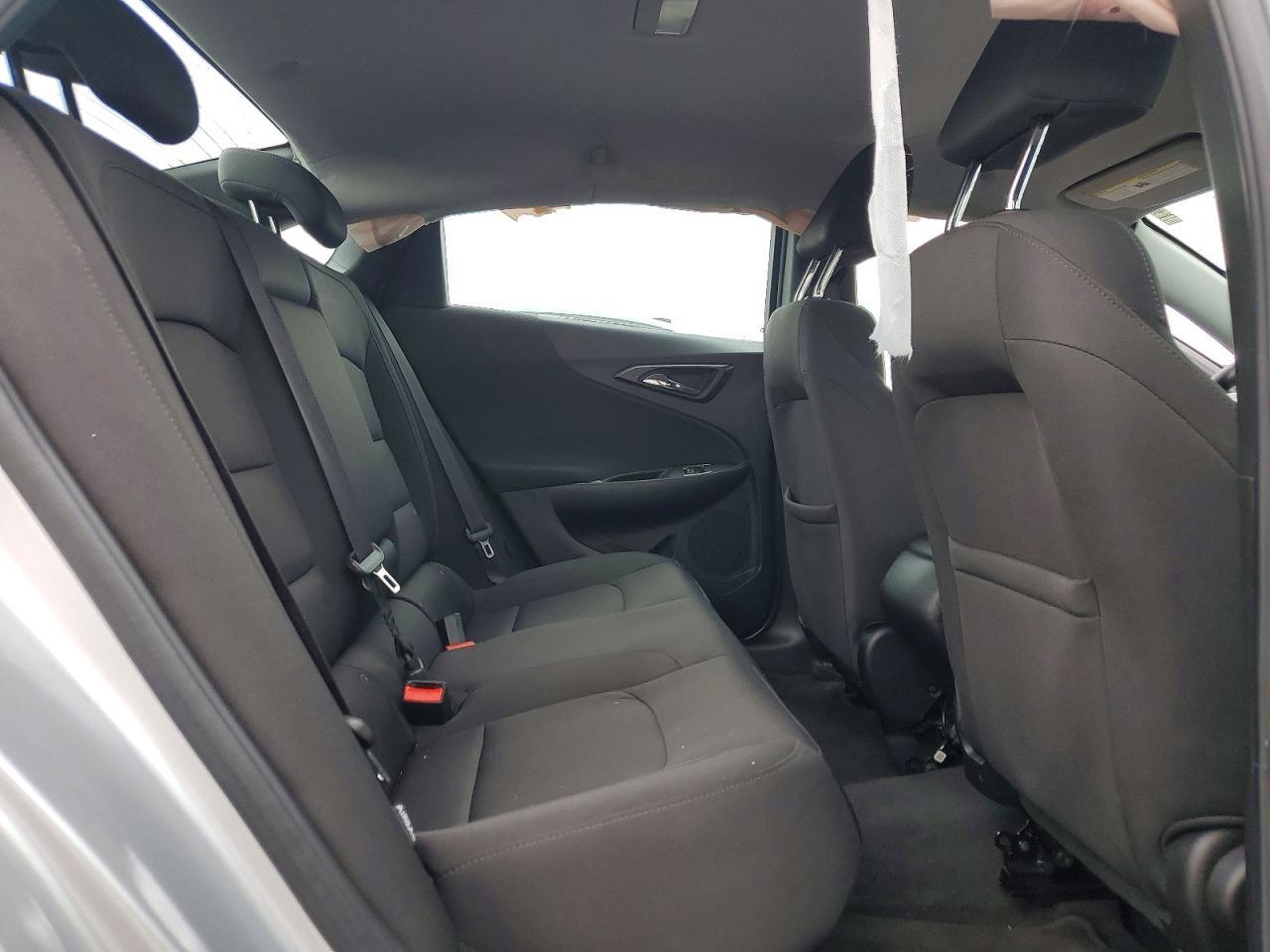 2018 Chevrolet Malibu Ls - zdjęcie 10