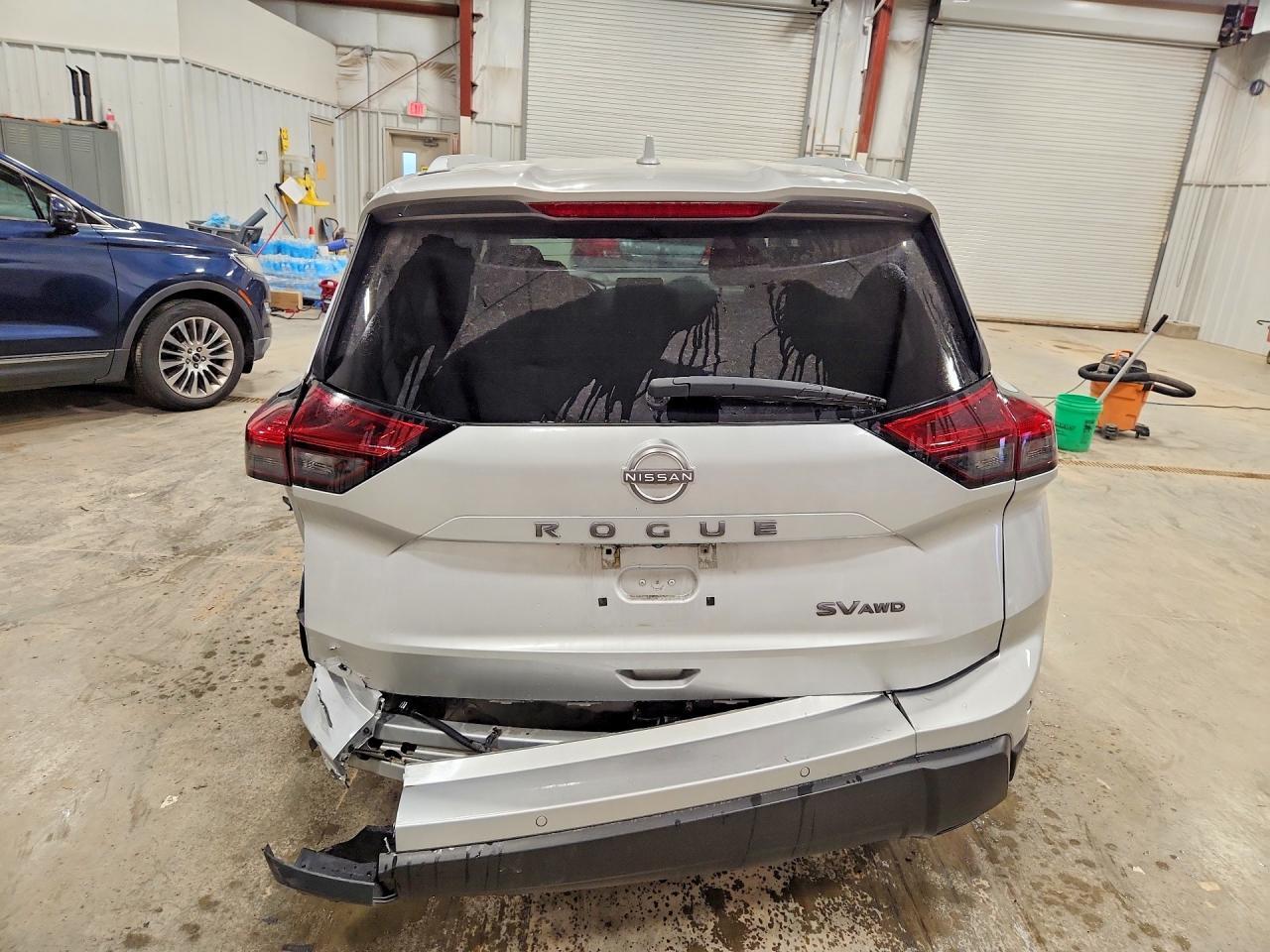 2024 Nissan Rogue Sv - zdjęcie 6