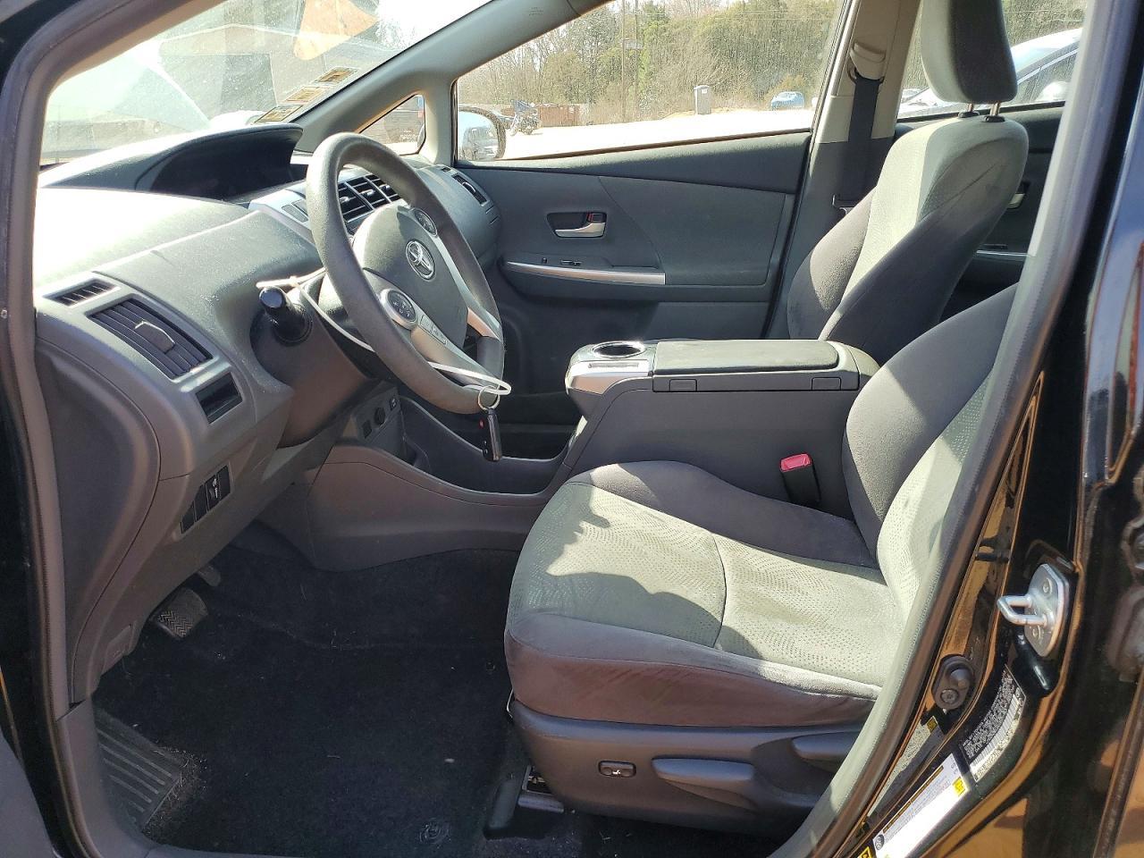 2013 Toyota Prius V Three - zdjęcie 7