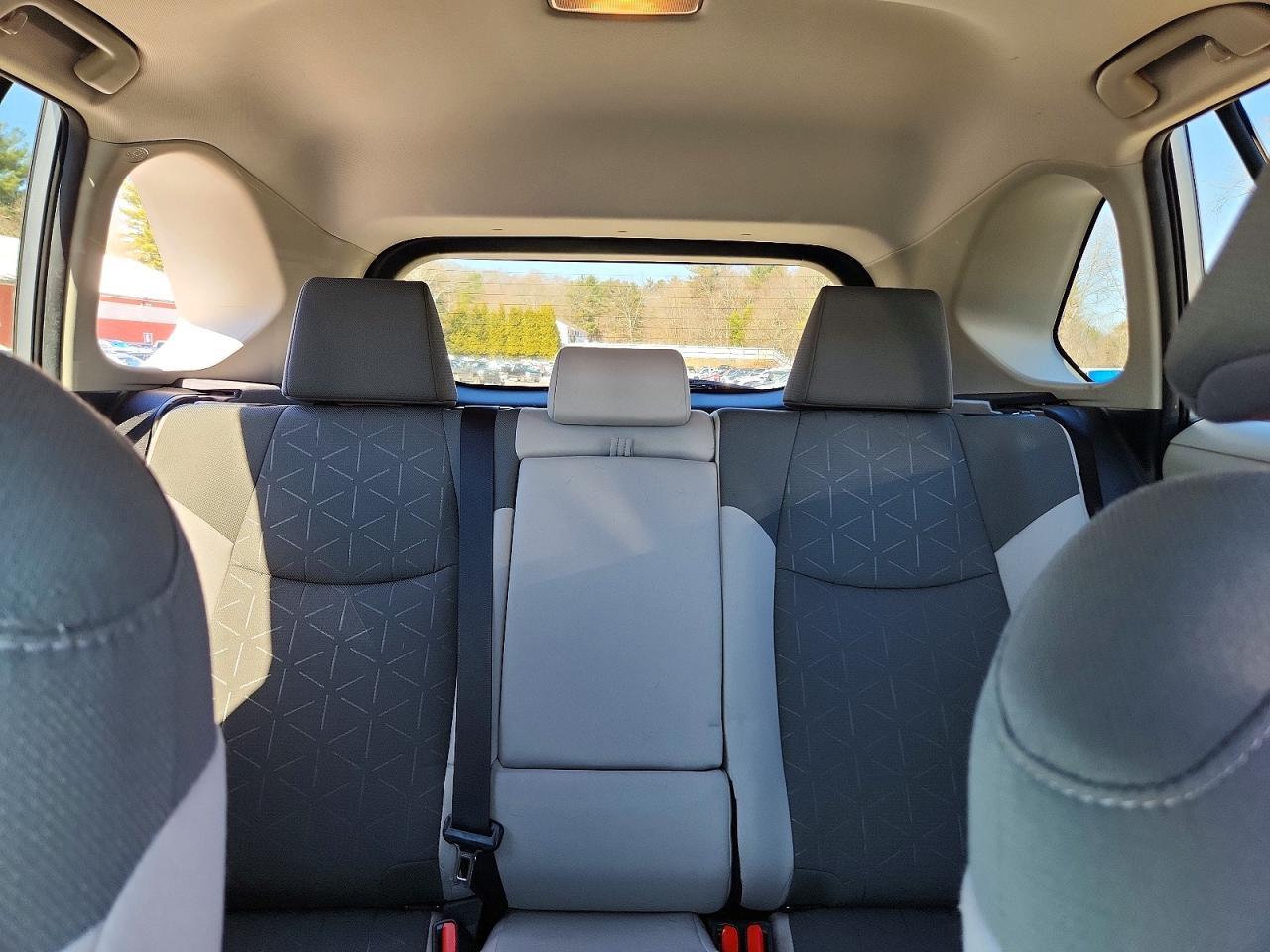 2021 Toyota Rav4 Hybrid Xle - zdjęcie 10