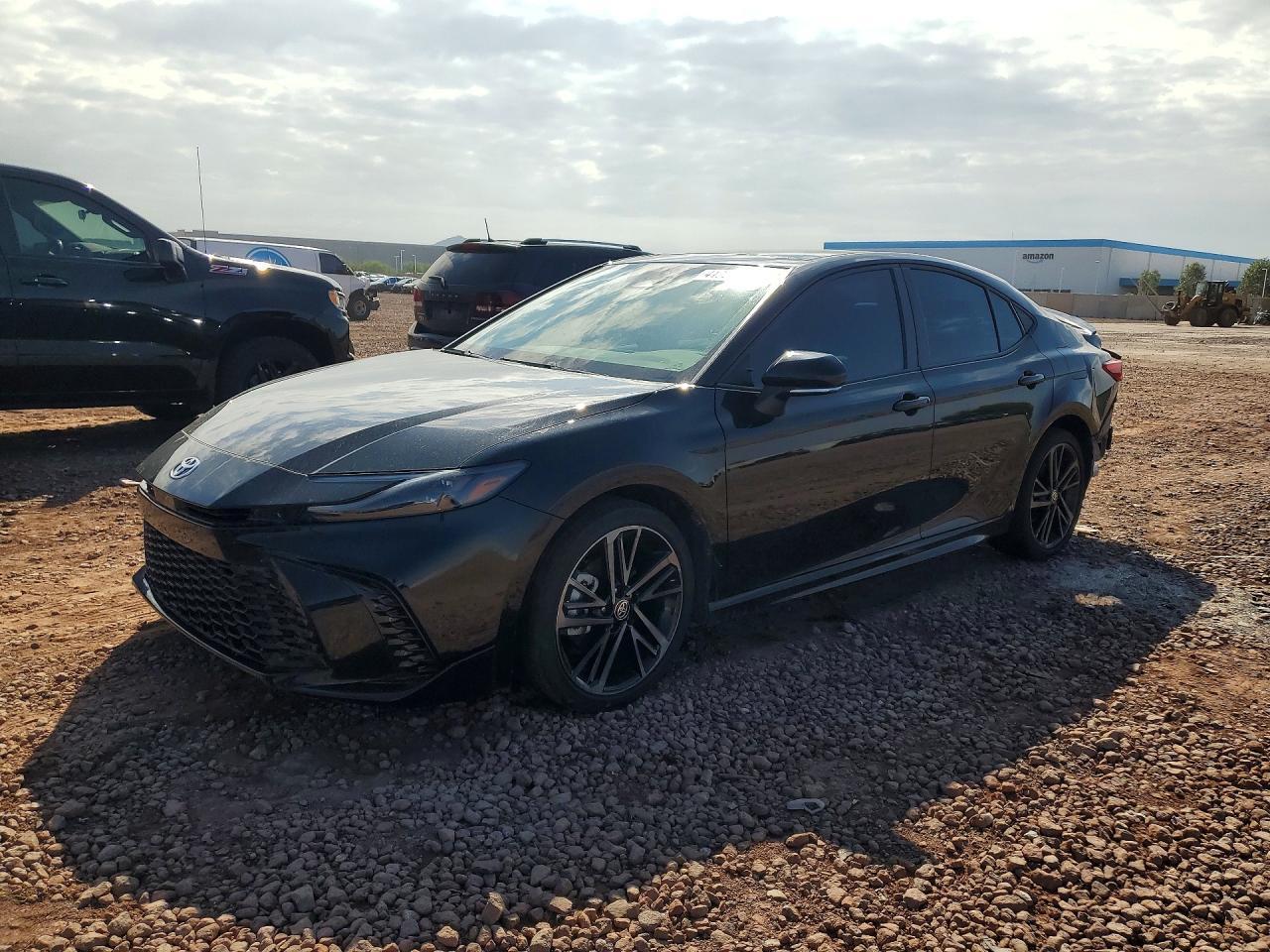 2025 Toyota Camry Xse - zdjęcie główne