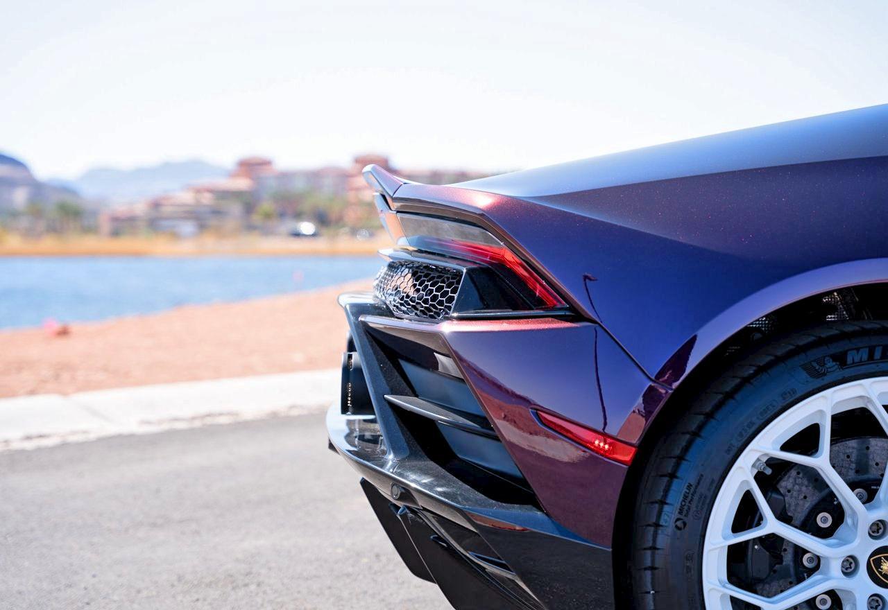 2020 Lamborghini Huracan Evo - zdjęcie 3