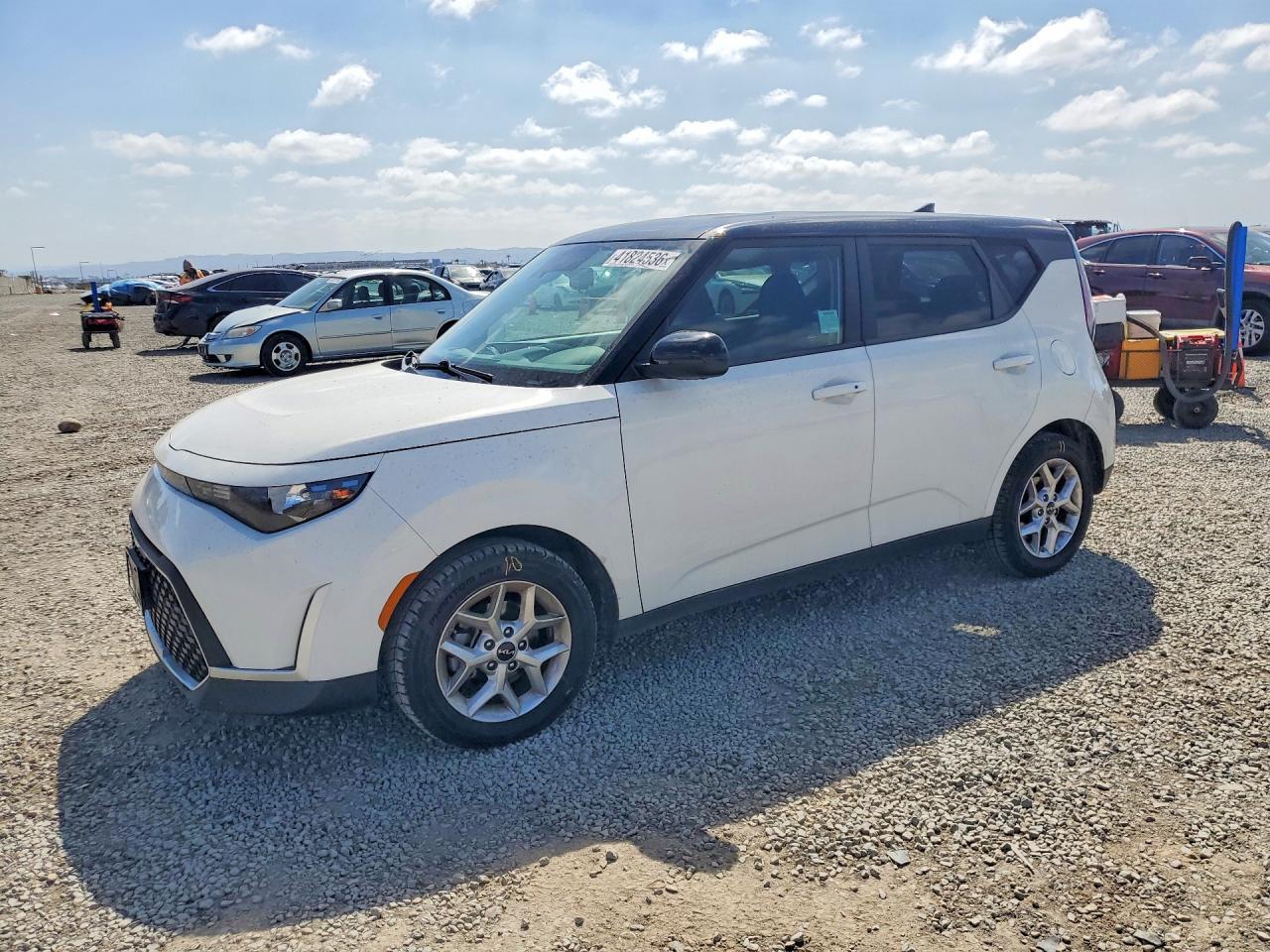 2024 Kia Soul S - zdjęcie główne