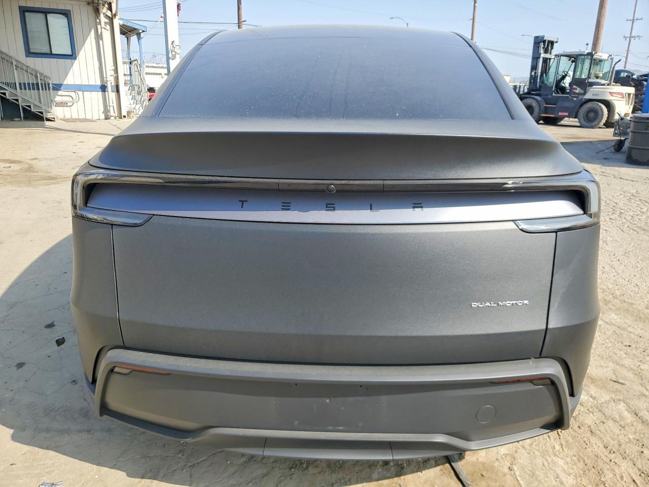 2026 Tesla Model Y - zdjęcie 6