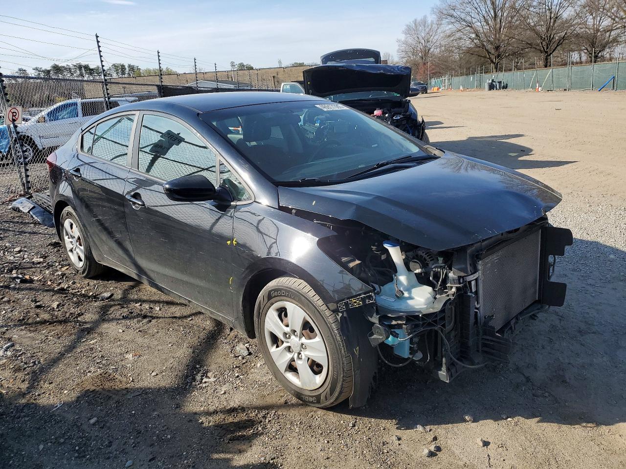 2017 Kia Forte Lx - zdjęcie 4