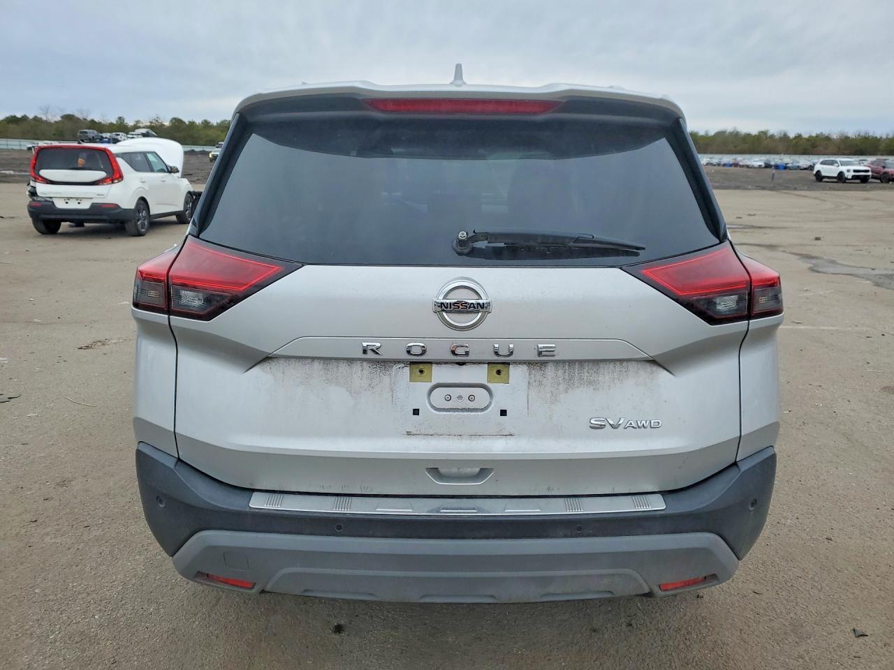 2021 Nissan Rogue Sv - zdjęcie 6