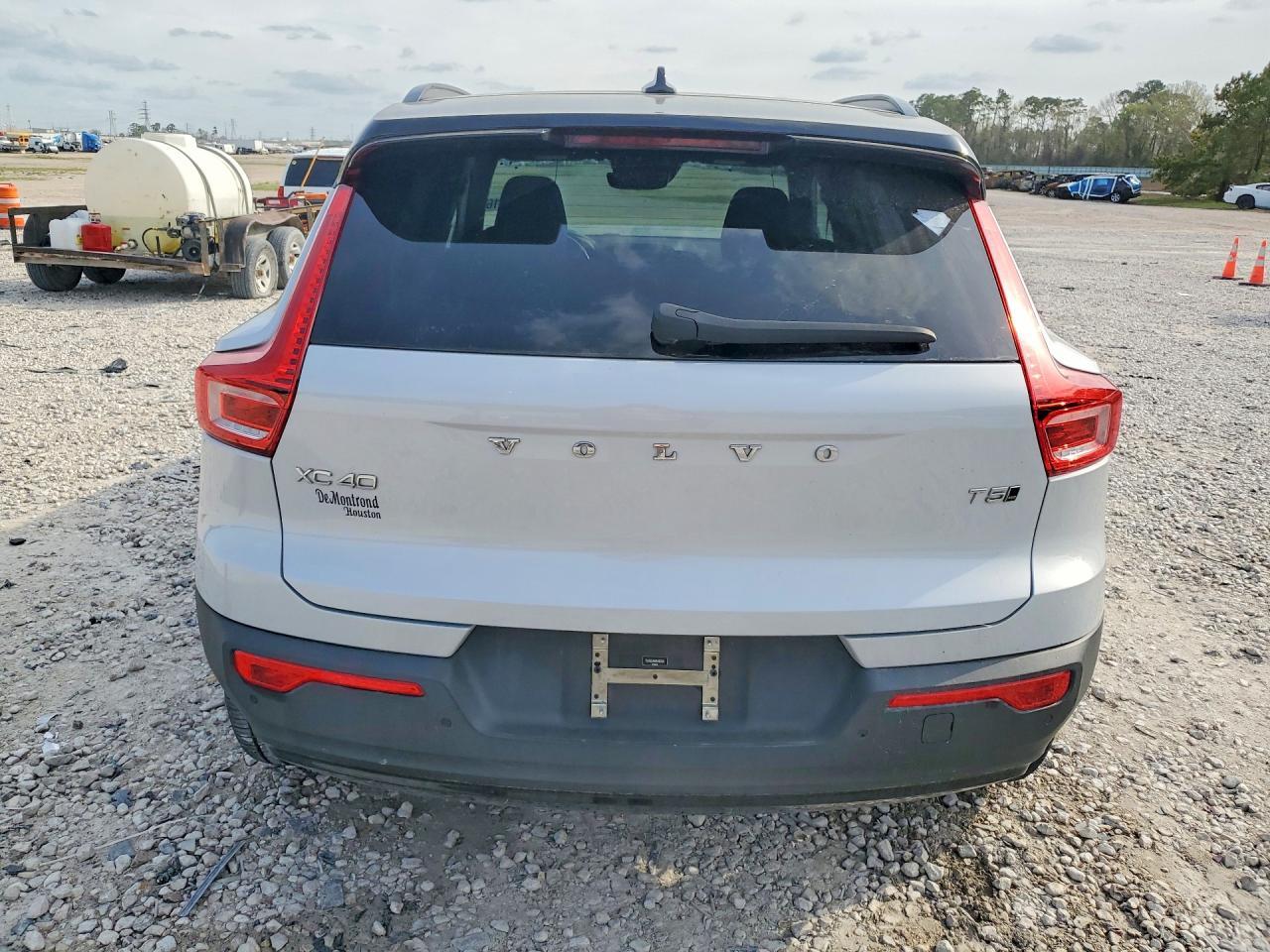 2021 Volvo Xc40 T5 R-Design - zdjęcie 6