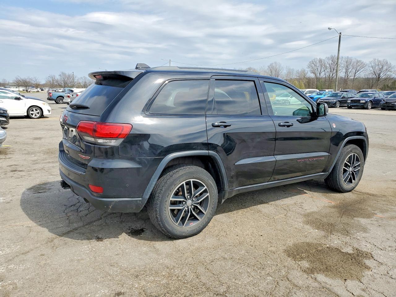 2018 Jeep Grand Cherokee Trailhawk - zdjęcie 3