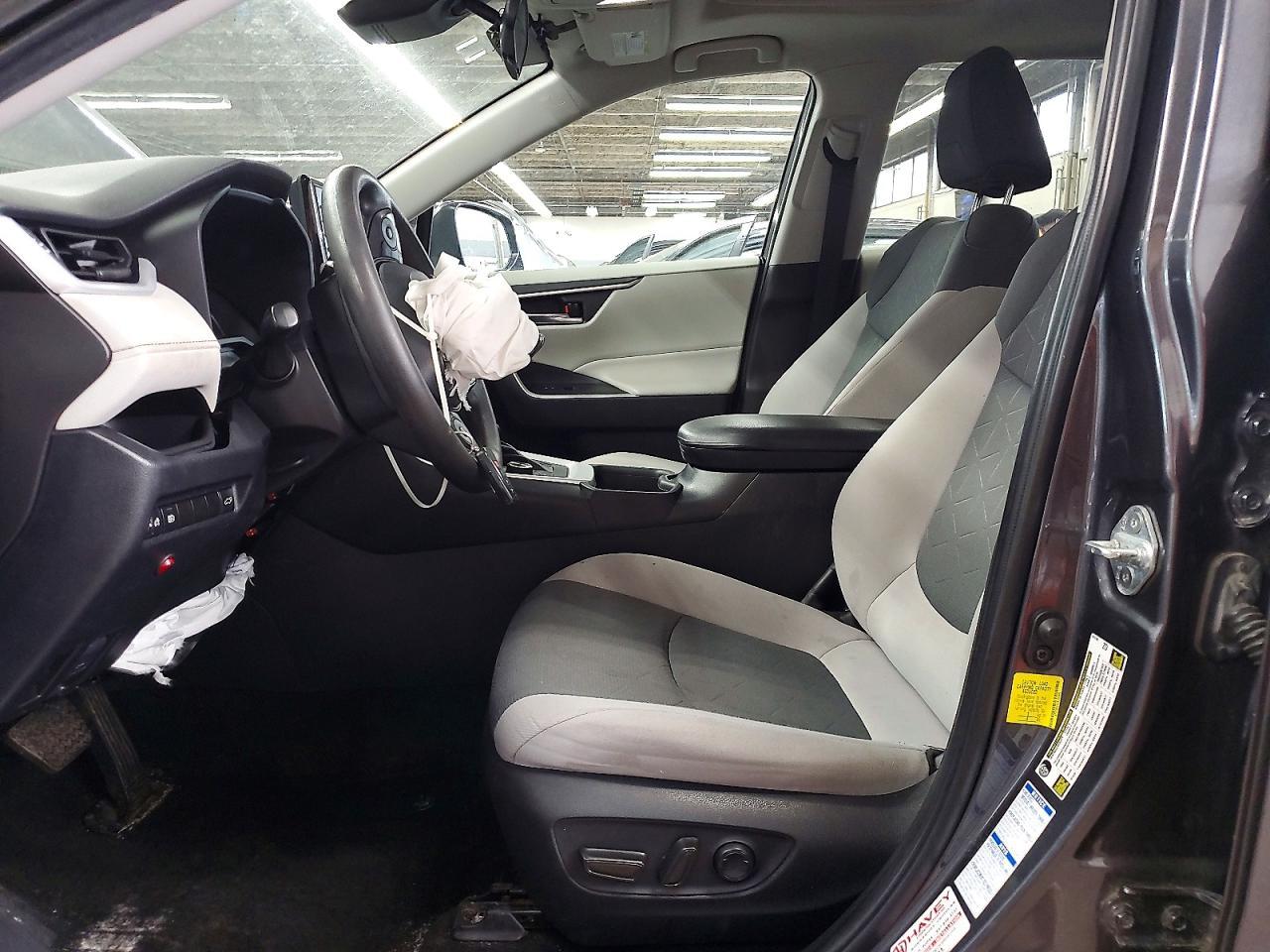2022 Toyota Rav4 Hybrid Xle - zdjęcie 7