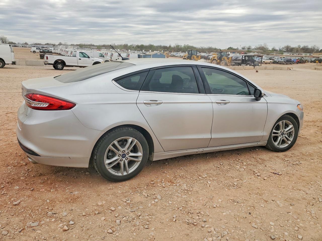 2018 Ford Fusion Se - zdjęcie 3