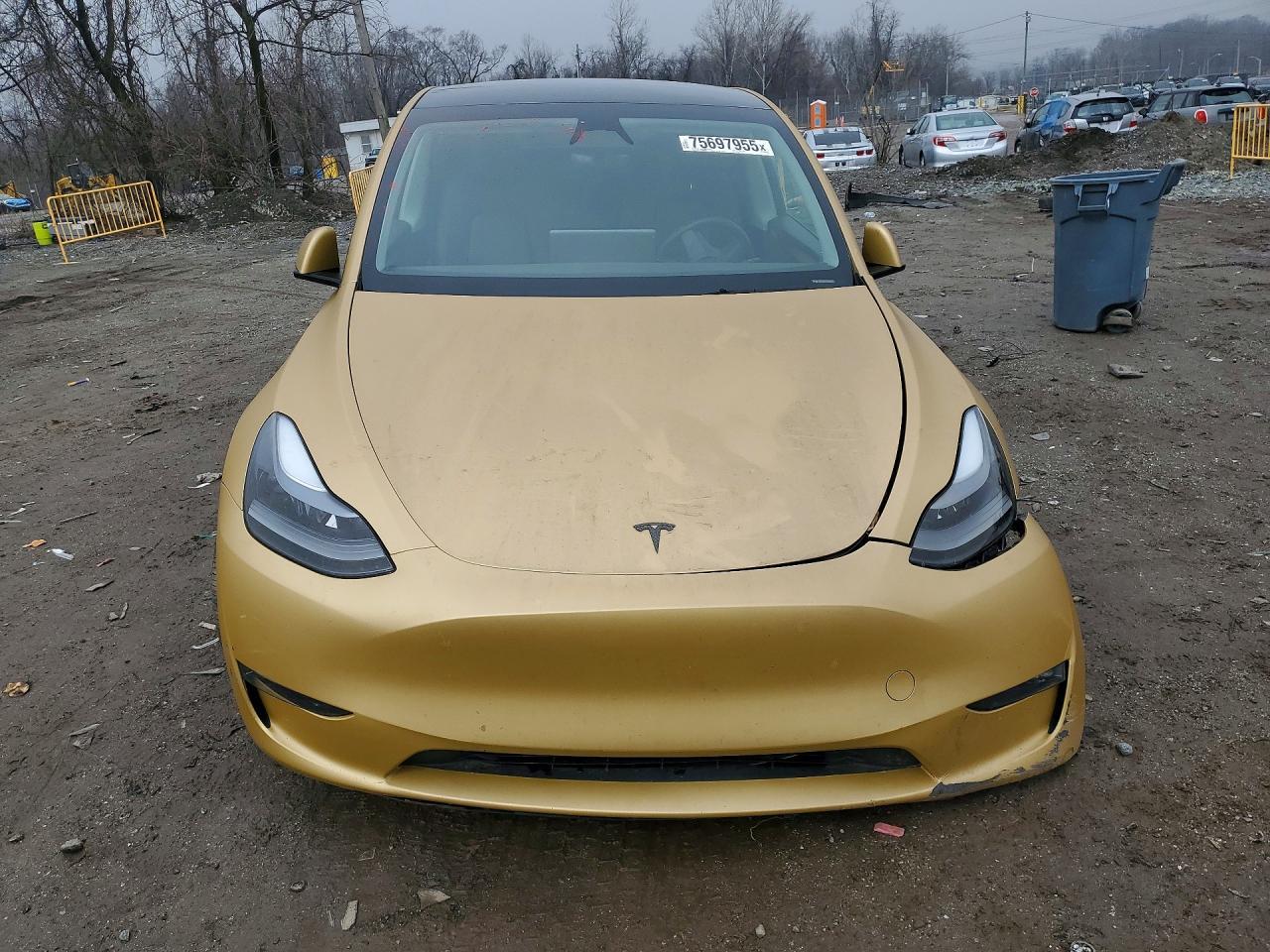 2024 Tesla Model Y - zdjęcie 5