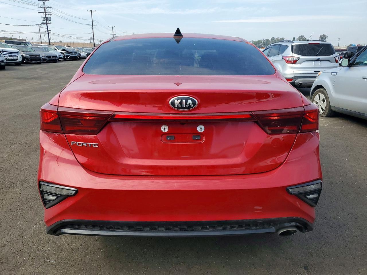 2021 Kia Forte Lxs - zdjęcie 6