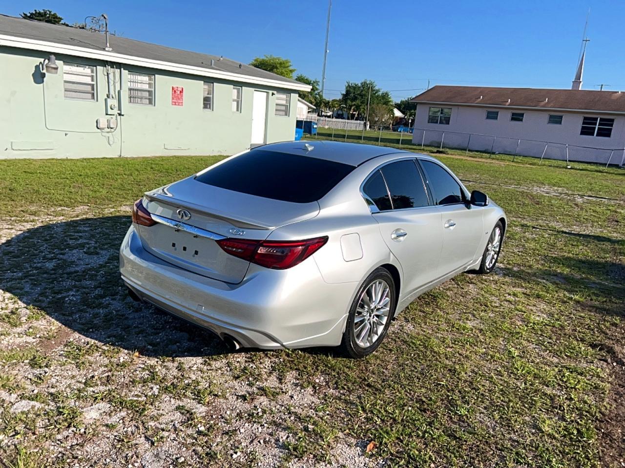 2019 Infiniti Q50 3.0T Luxe - zdjęcie 4