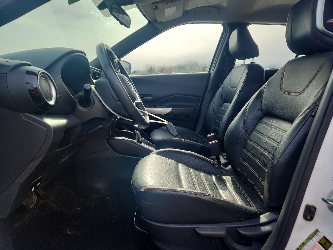 2020 Nissan Kicks Sr - zdjęcie 7