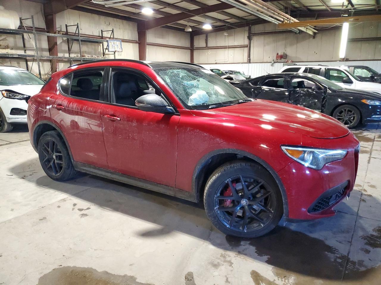 2019 Alfa Romeo Stelvio Ti - zdjęcie 4