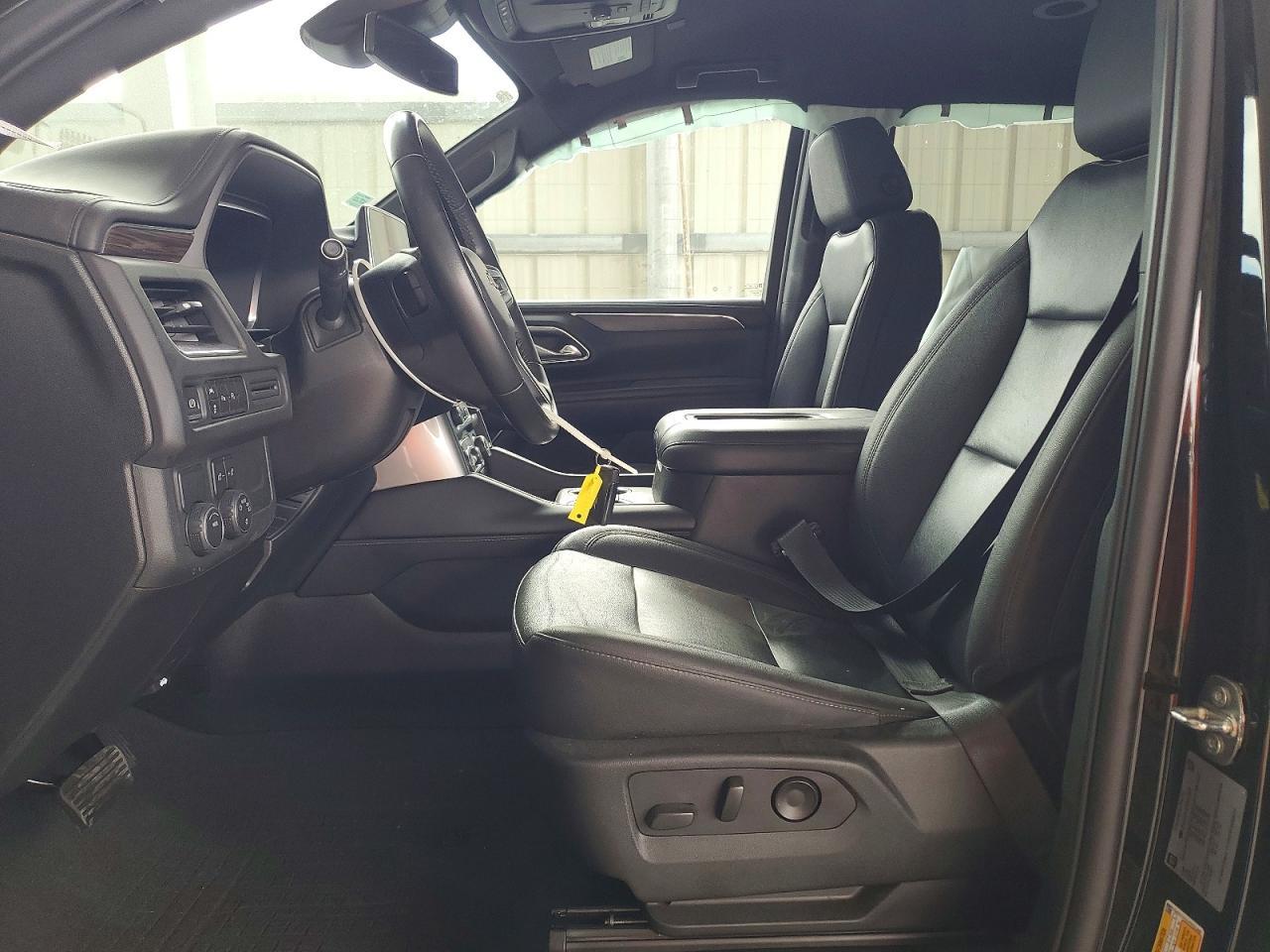 2023 Chevrolet Suburban C1500 Lt - zdjęcie 7
