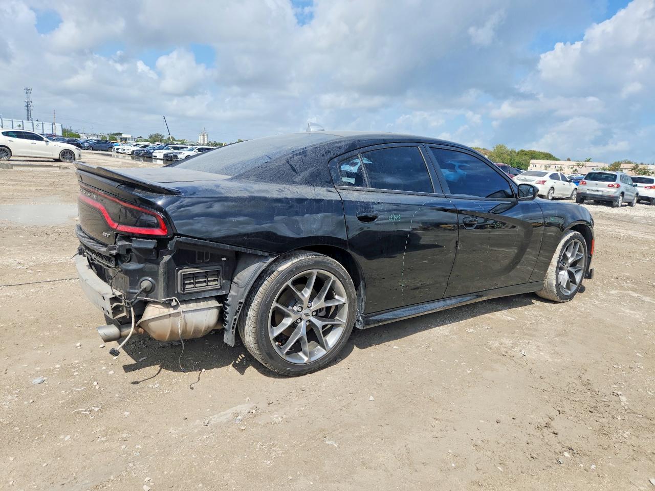 2023 Dodge Charger Gt - zdjęcie 3