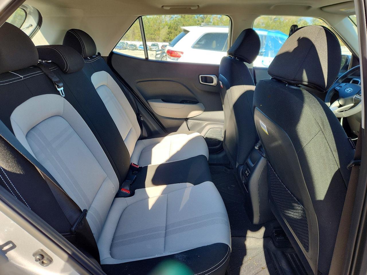 2026 Hyundai Venue Sel - zdjęcie 10