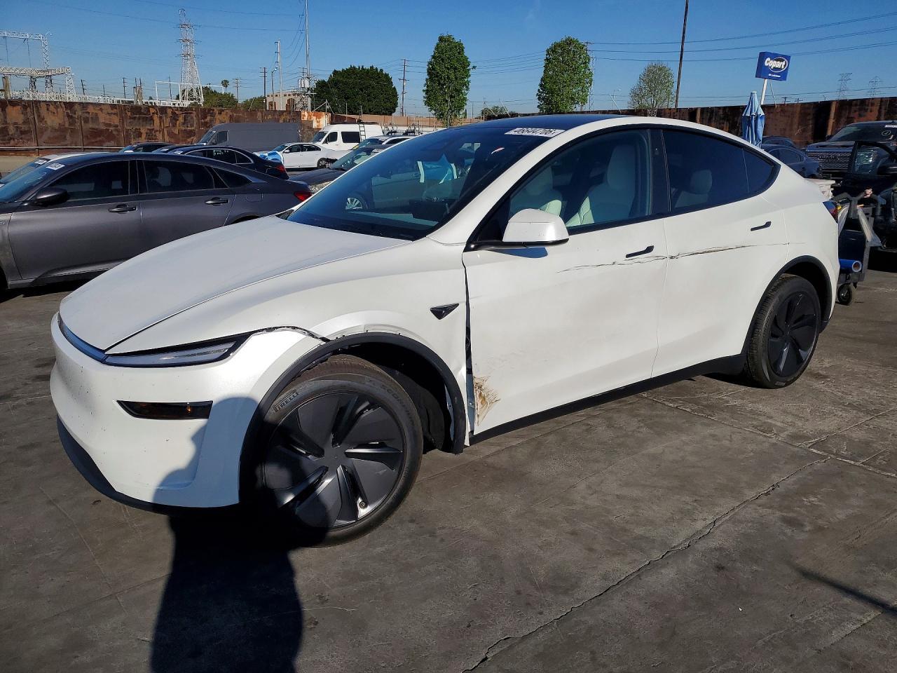 2026 Tesla Model Y - zdjęcie główne