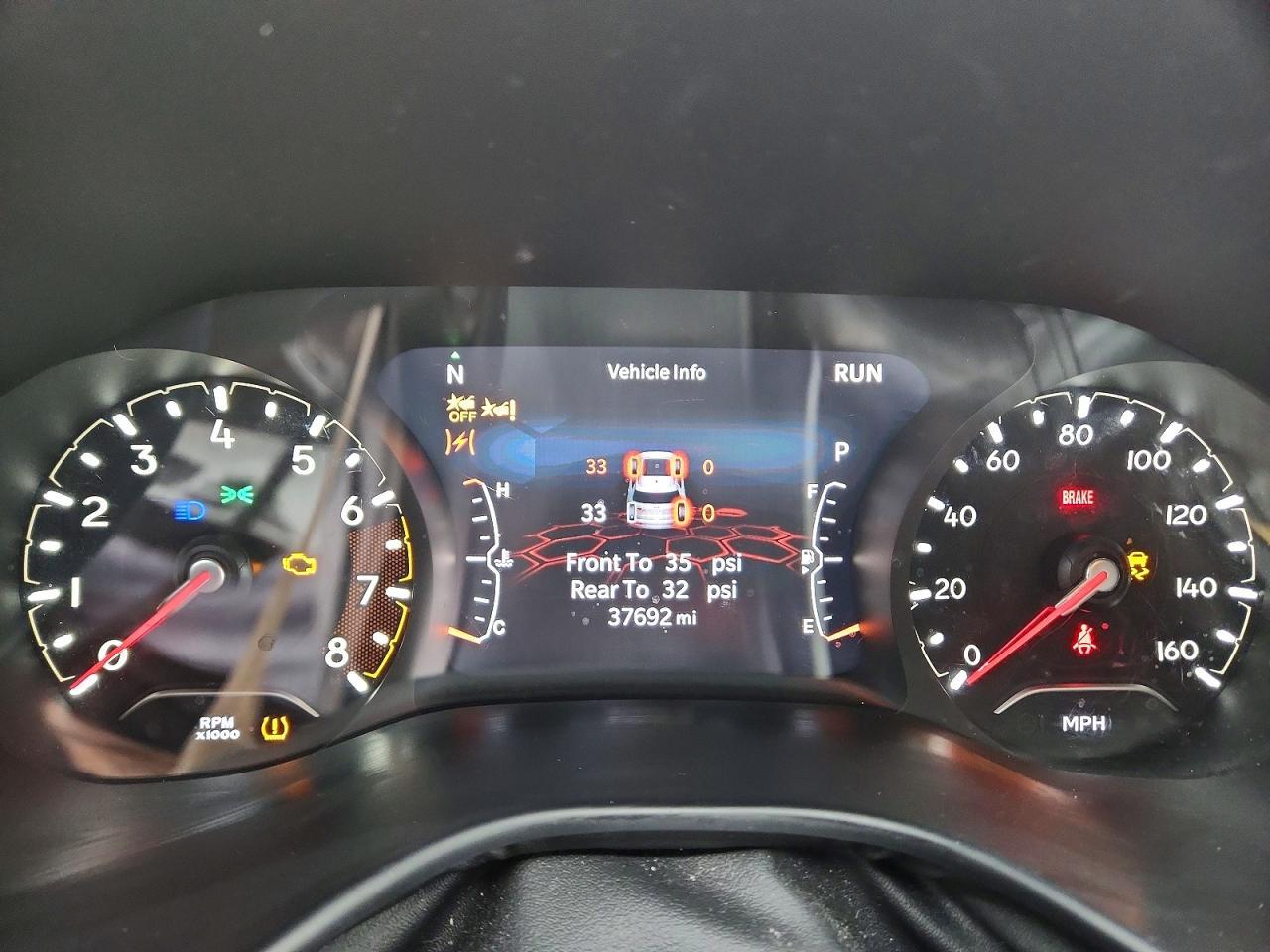 2023 Jeep Compass Latitude - zdjęcie 9