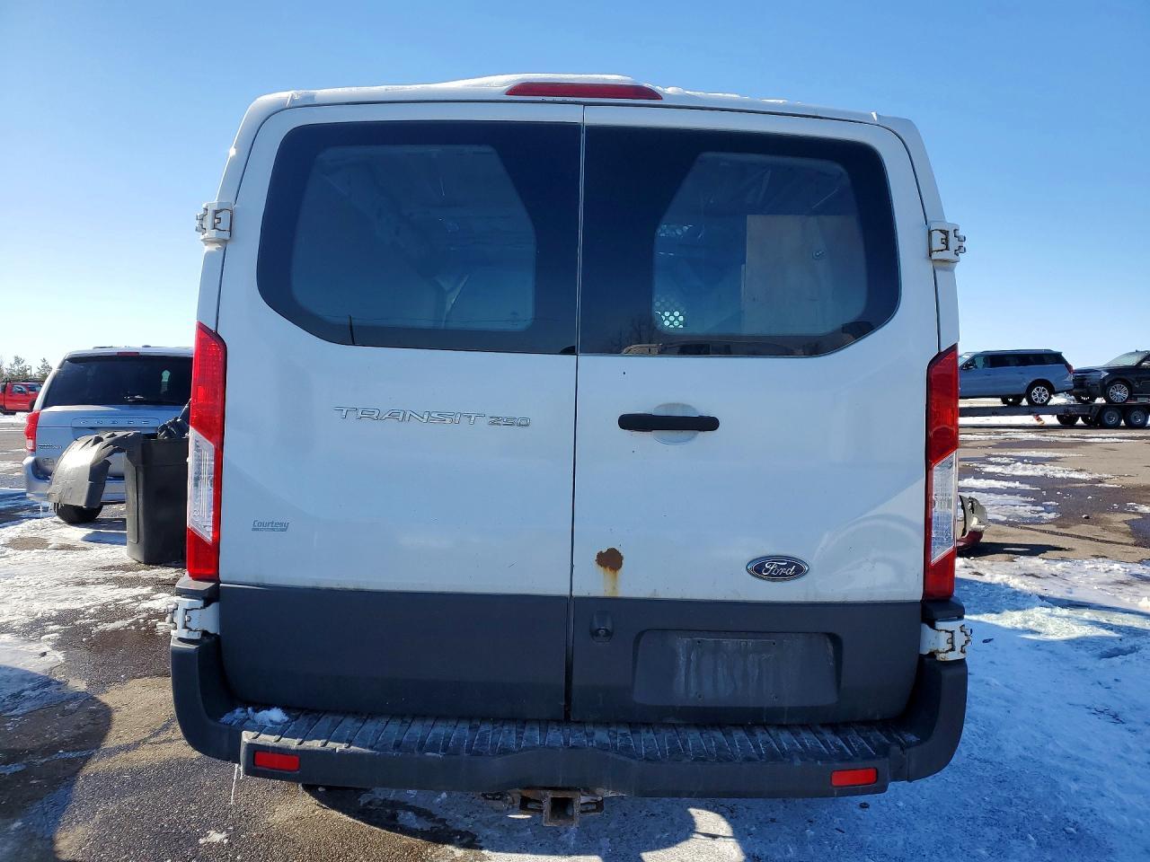 2016 Ford Transit T-250 - zdjęcie 6