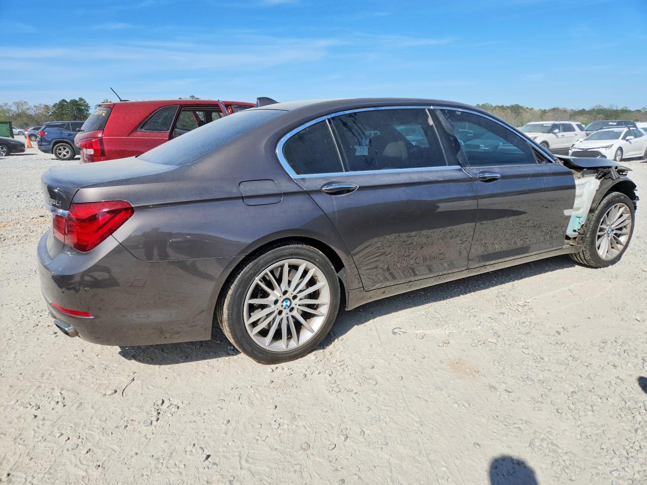 2015 BMW 750 Li - zdjęcie 3