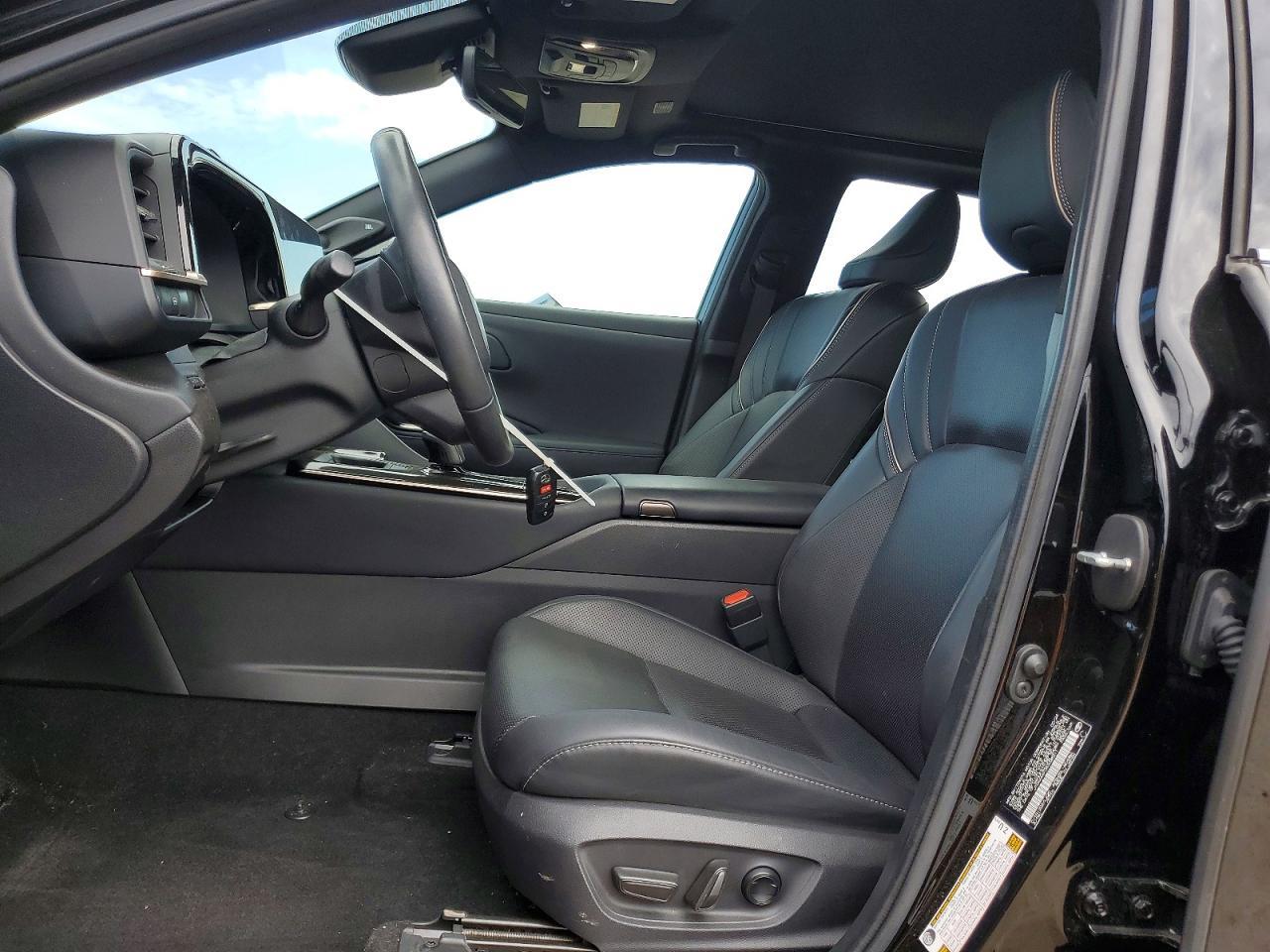 2024 Toyota Crown Limited - zdjęcie 7