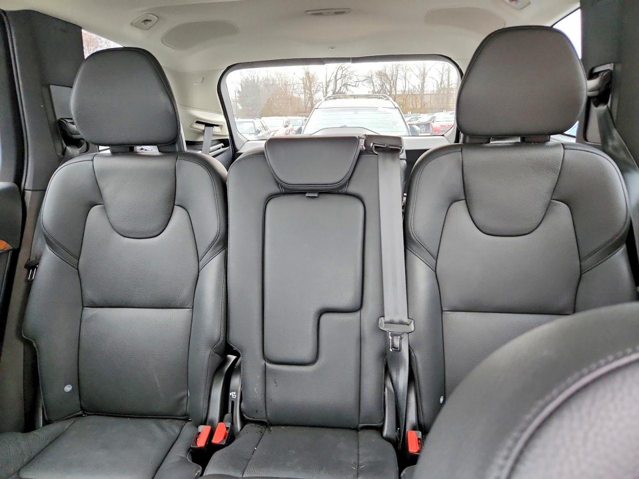 2024 Volvo Xc90 Plus - zdjęcie 10