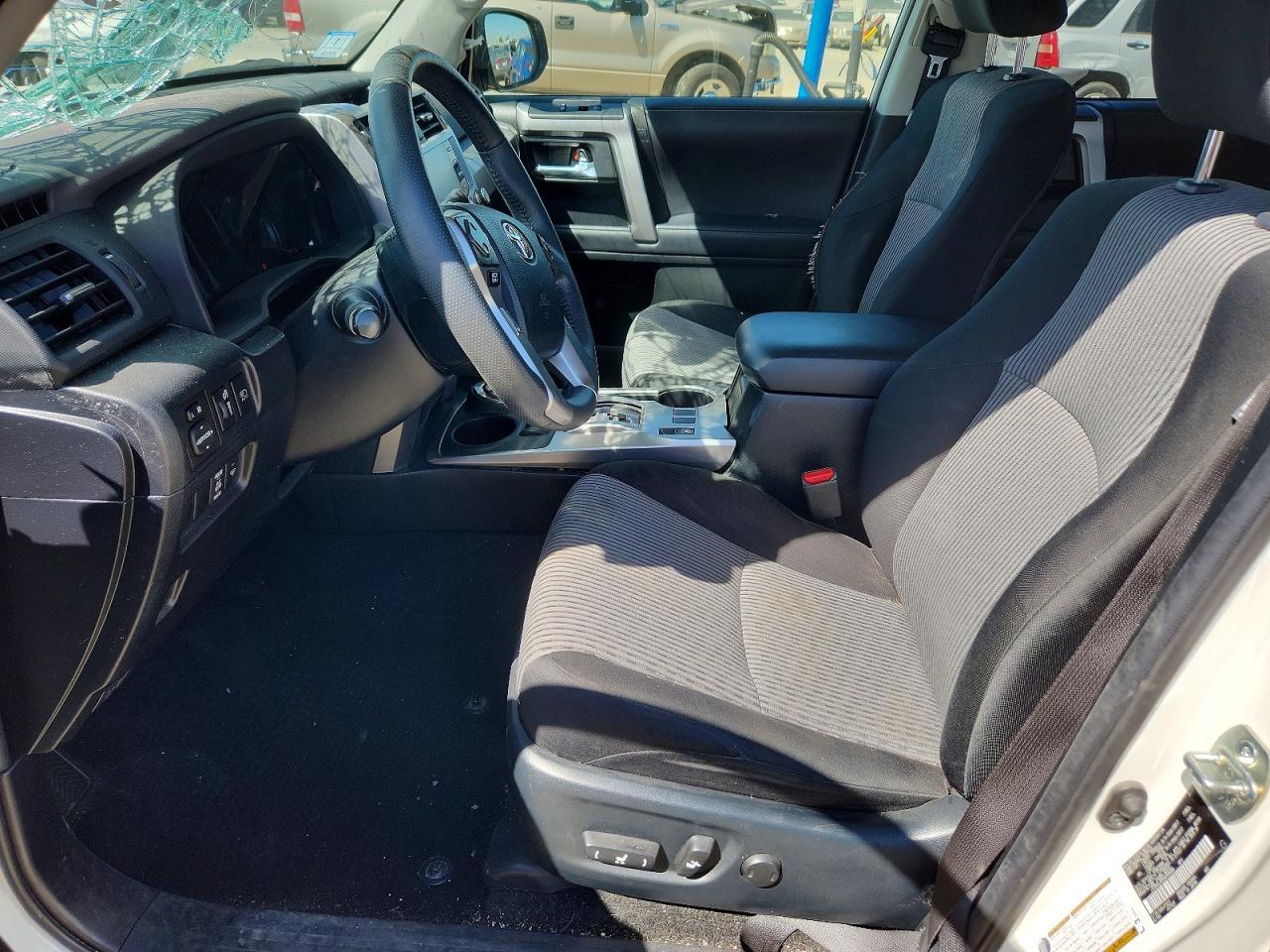2022 Toyota 4Runner Sr5 - zdjęcie 7