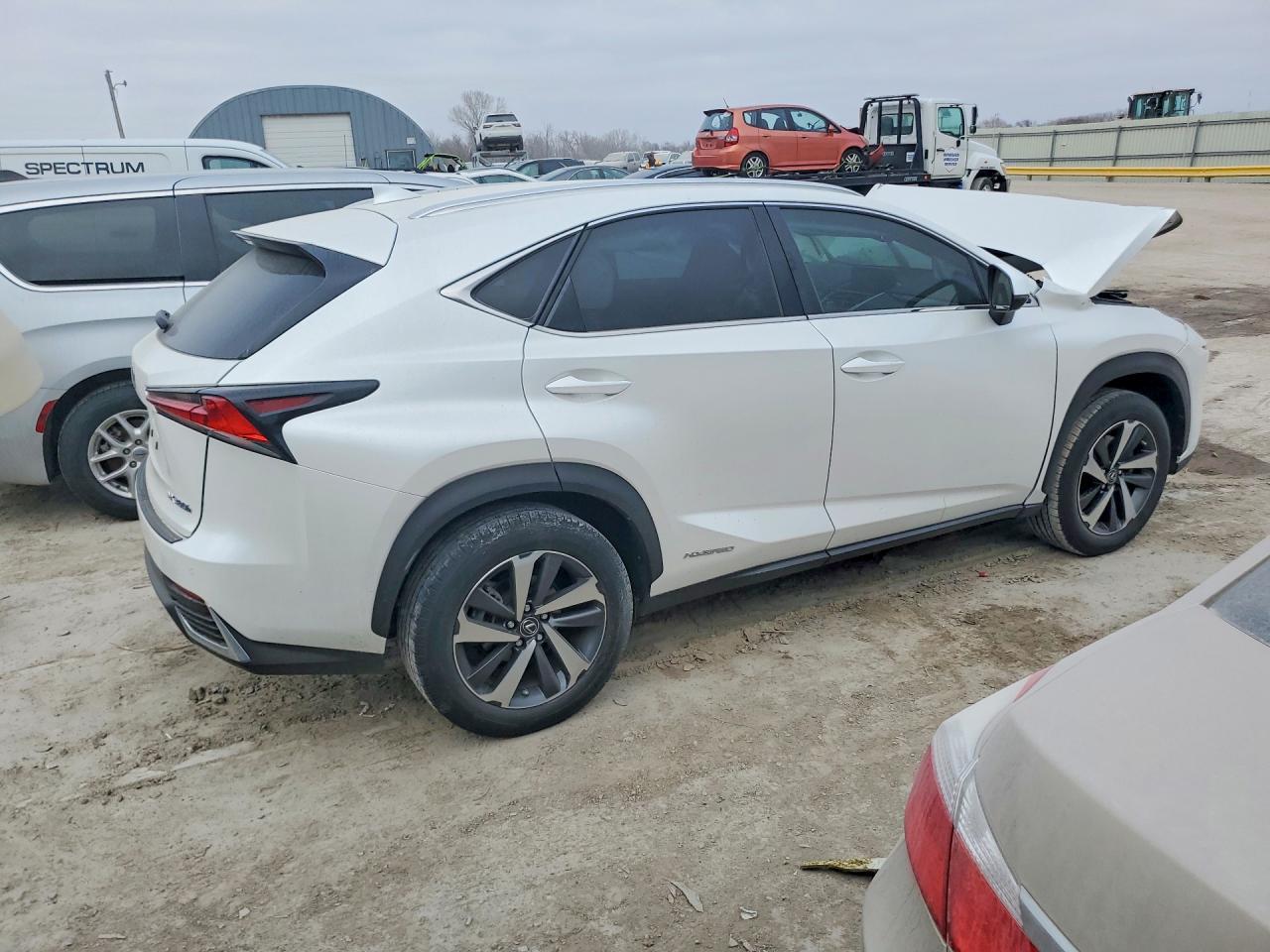2020 Lexus Nx 300H Base - zdjęcie 3