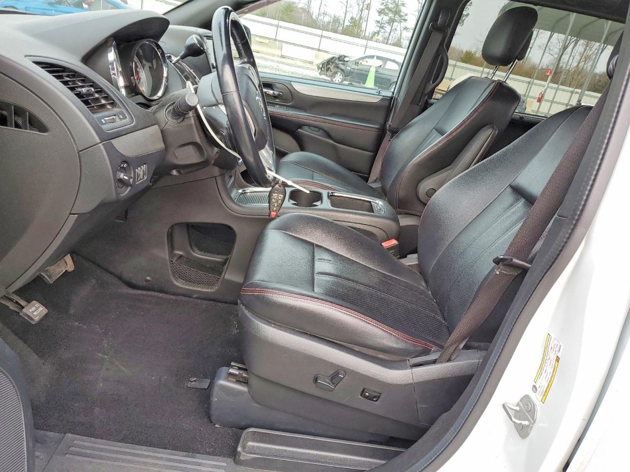 2019 Dodge Grand Caravan Gt - zdjęcie 7