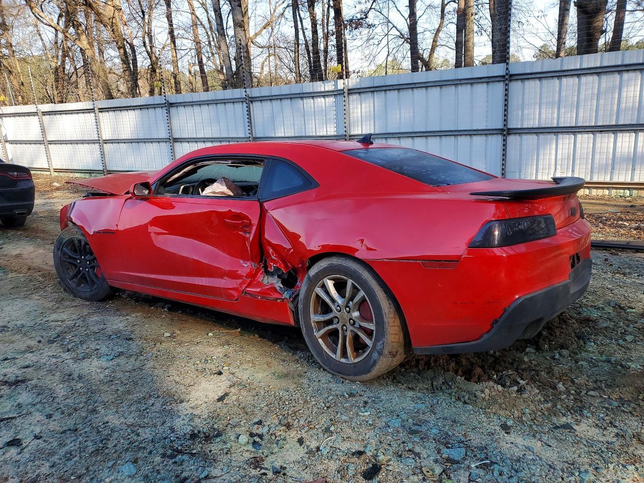 2015 Chevrolet Camaro - zdjęcie 2