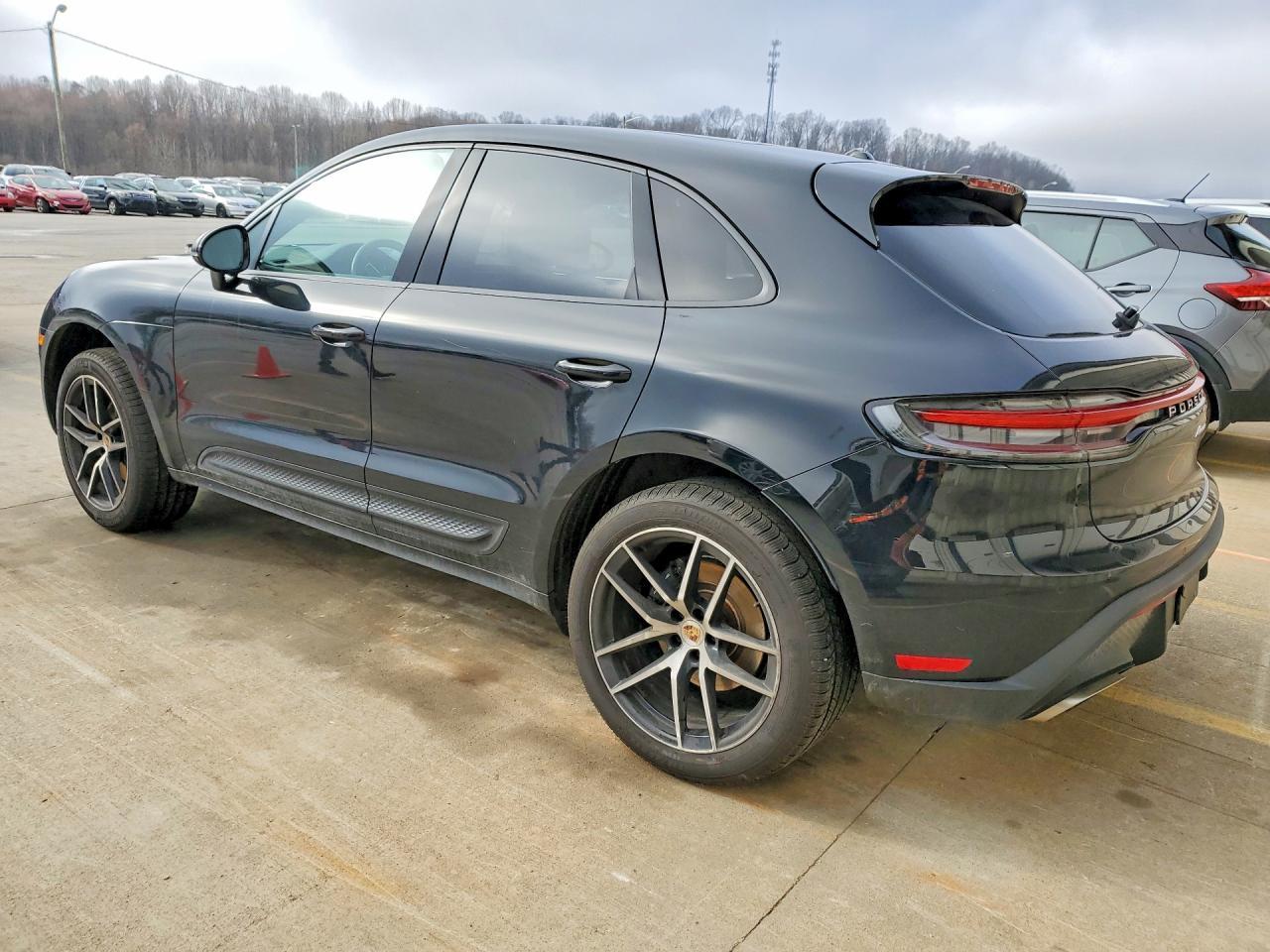 2023 Porsche Macan Base - zdjęcie 2