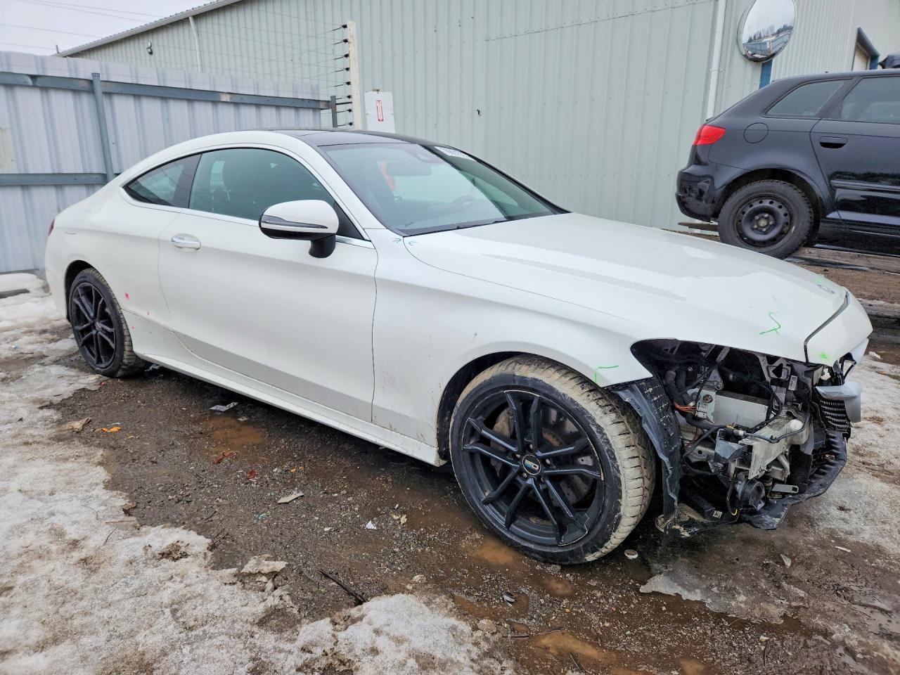 2017 Mercedes Benz C 300 4Matic - zdjęcie 4