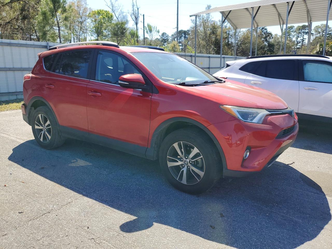 2017 Toyota Rav4 Xle - zdjęcie 4