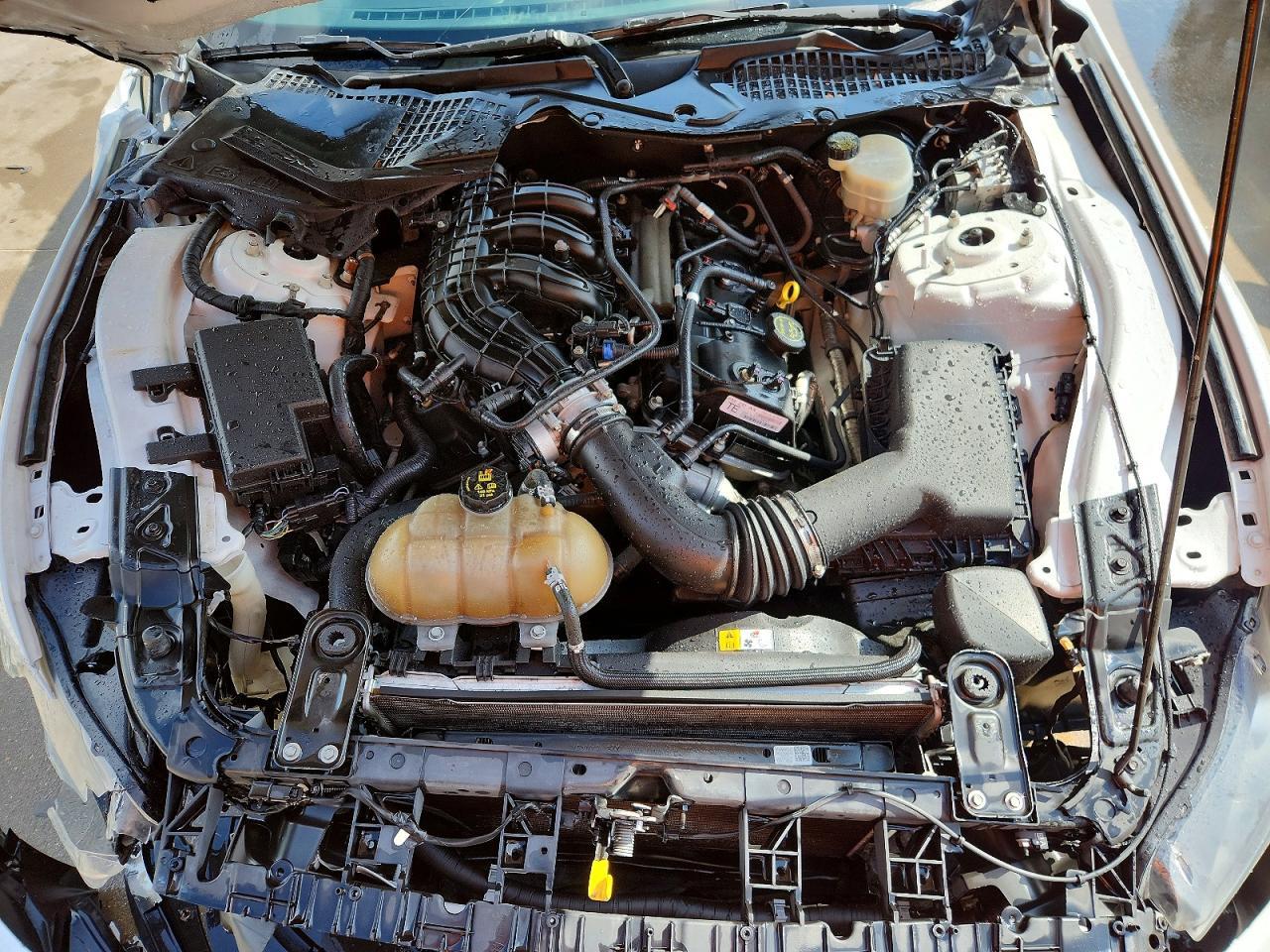 2015 Ford Mustang - zdjęcie 11