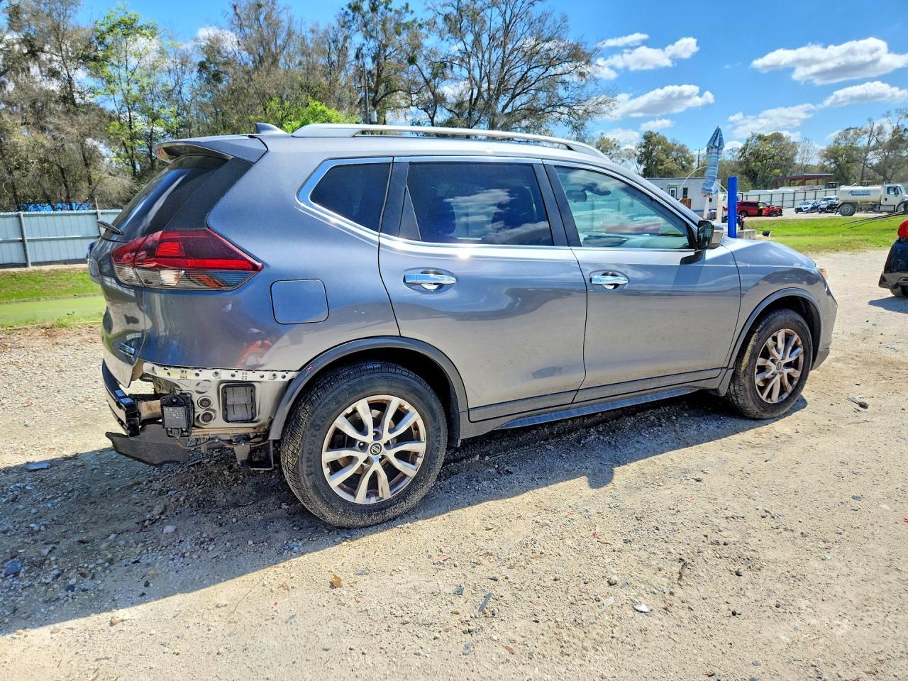 2019 Nissan Rogue S - zdjęcie 3