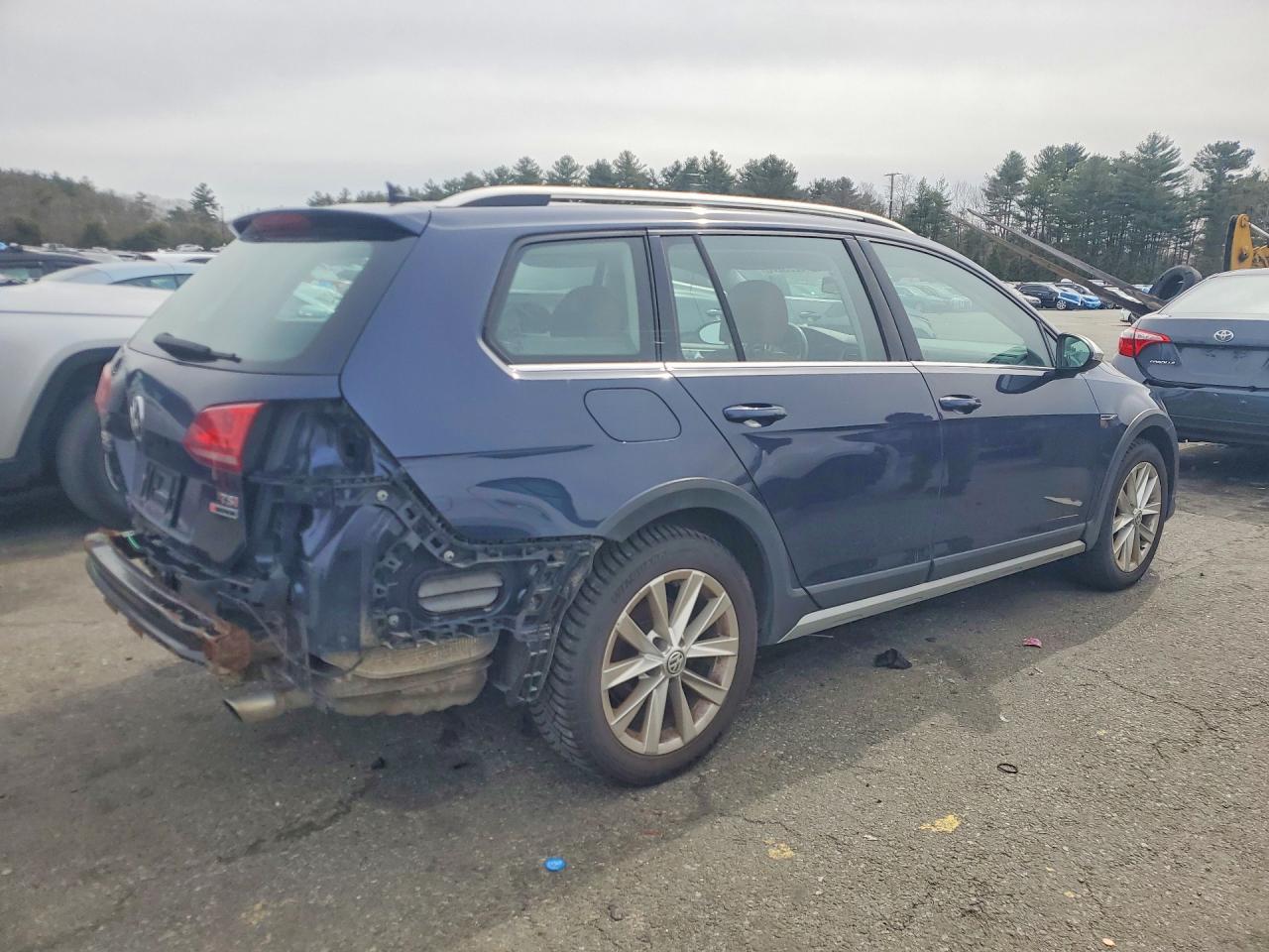 2017 Volkswagen Golf Alltrack S - zdjęcie 3