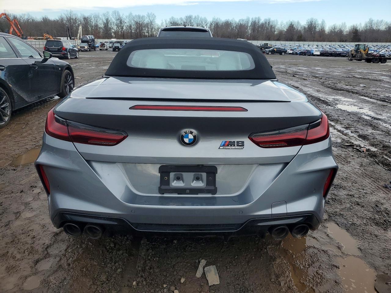 2024 BMW M8 - zdjęcie 6