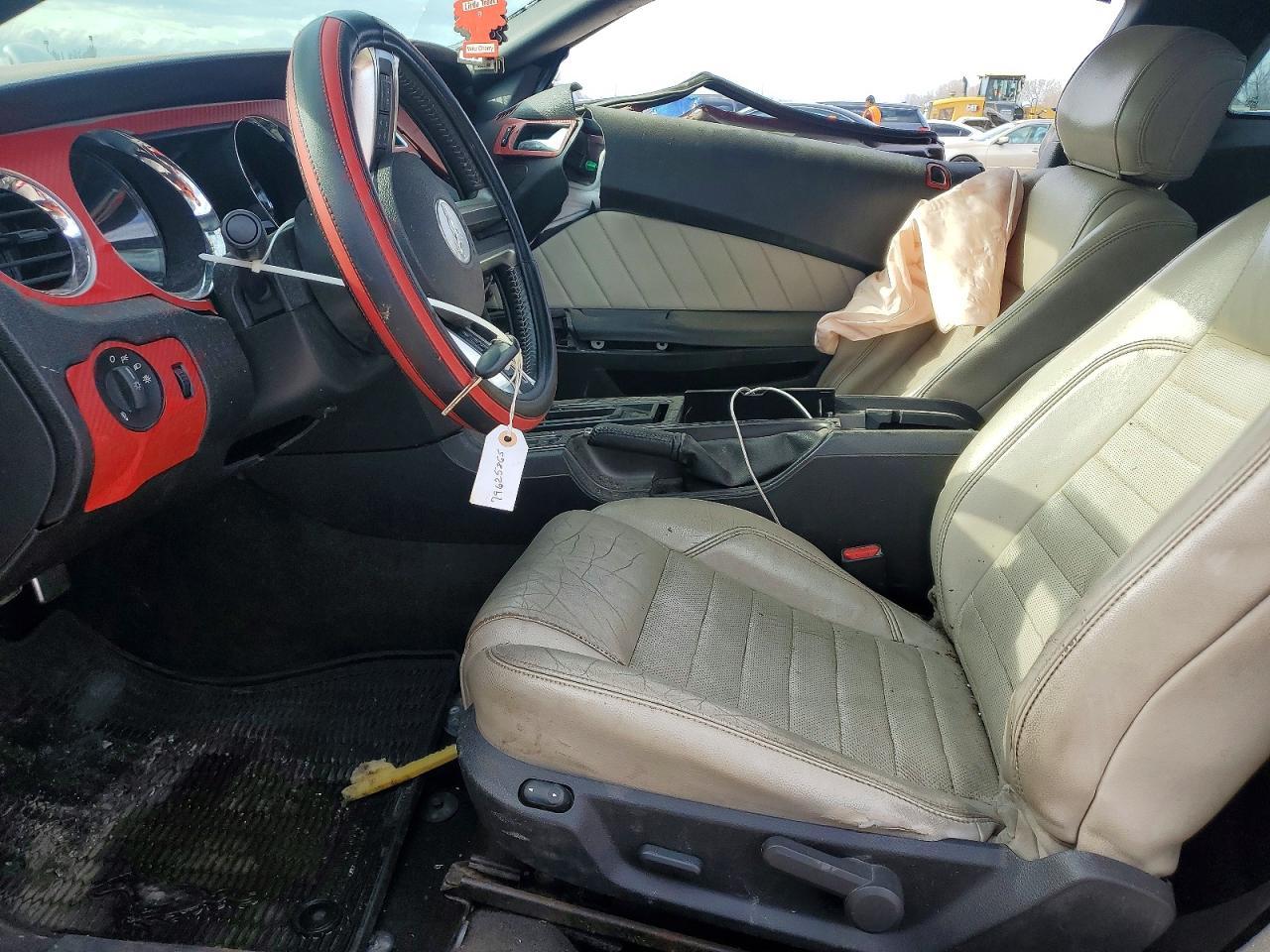 2014 Ford Mustang - zdjęcie 7