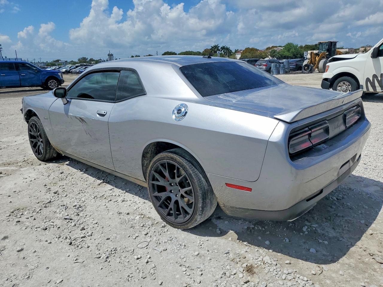 2018 Dodge Challenger R - zdjęcie 2