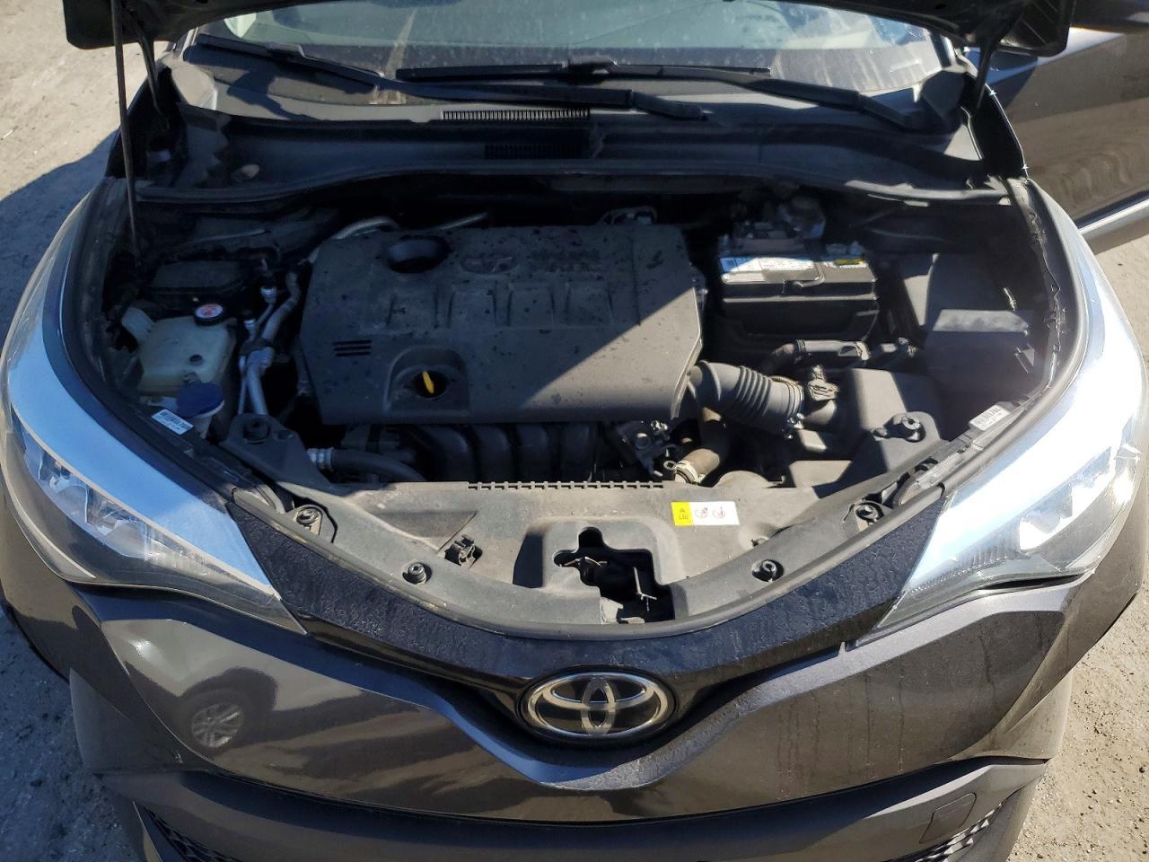 2021 Toyota C-Hr Le - zdjęcie 12