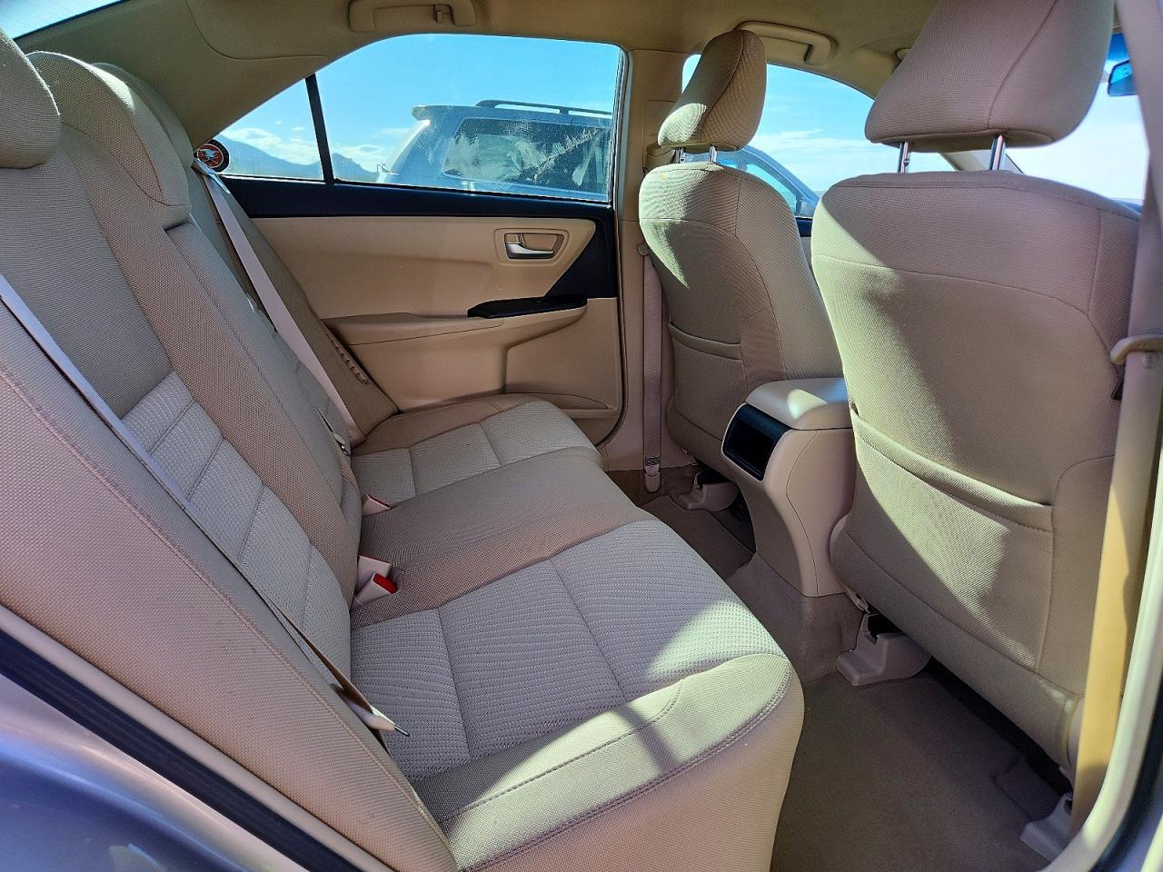 2015 Toyota Camry Hybrid Le - zdjęcie 10